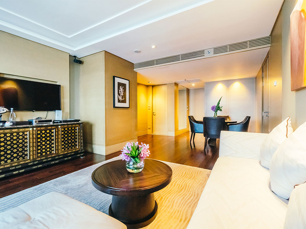 Elegant Dining Area